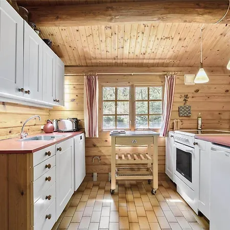2532-nexo-strandbyskoven-4 Neksø
